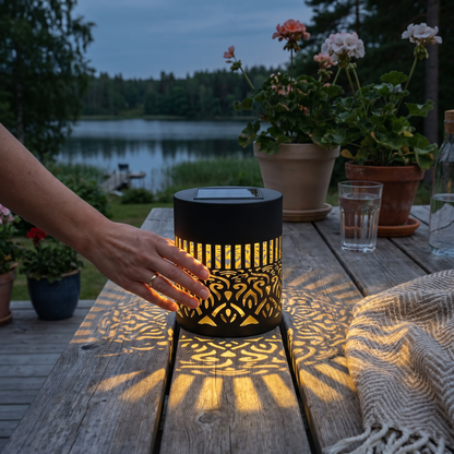 MandaGlow™ – Färgglad soldriven mandala-trädgårdslampa – vattentät LED-väggprojektionslykta för utomhusbruk